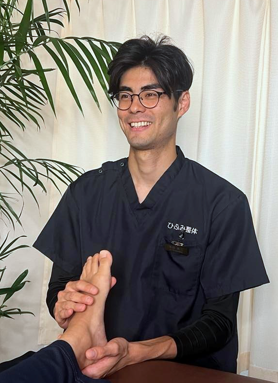 渡部 兼三②｜名医も推薦する【ひふみ整体】｜三宮3分